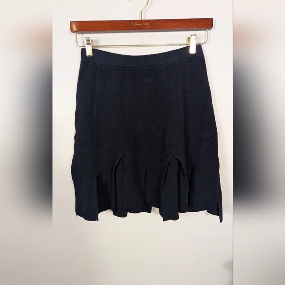 VINTAGE ST.JOHN Retro Dark Blue Knit Luxury Skirt Size 4 NWOT! - Picture 4 of 5